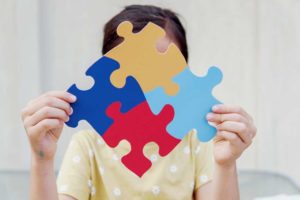 ¿Qué es el autismo? Características y comportamientos